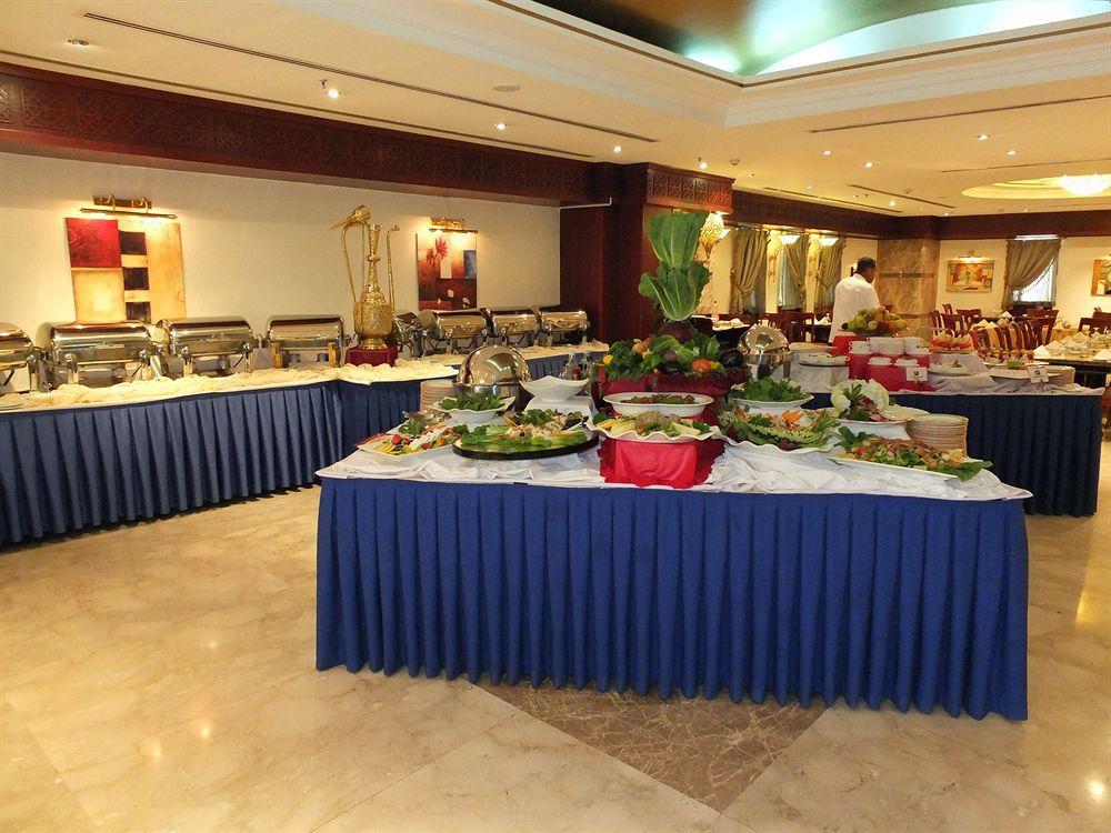 Gloria Hotel Доха Экстерьер фото